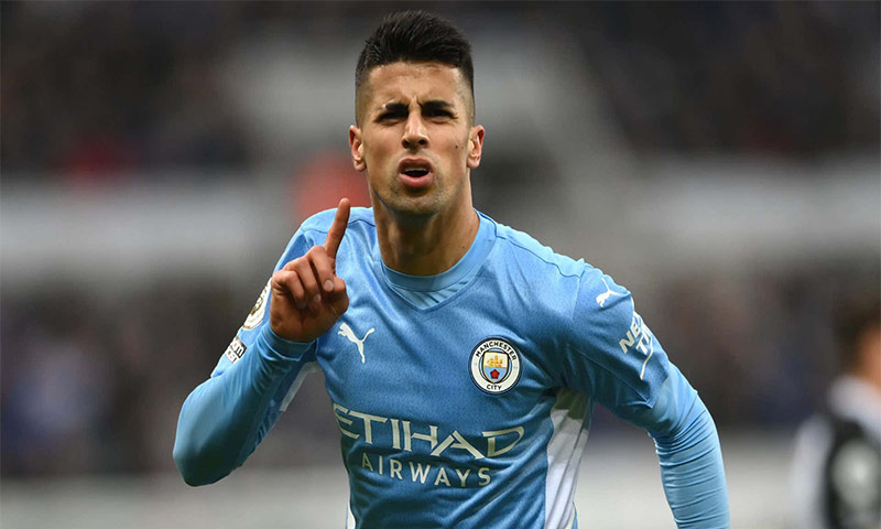 Hậu vệ cánh phải hay nhất thế giới Joao Cancelo